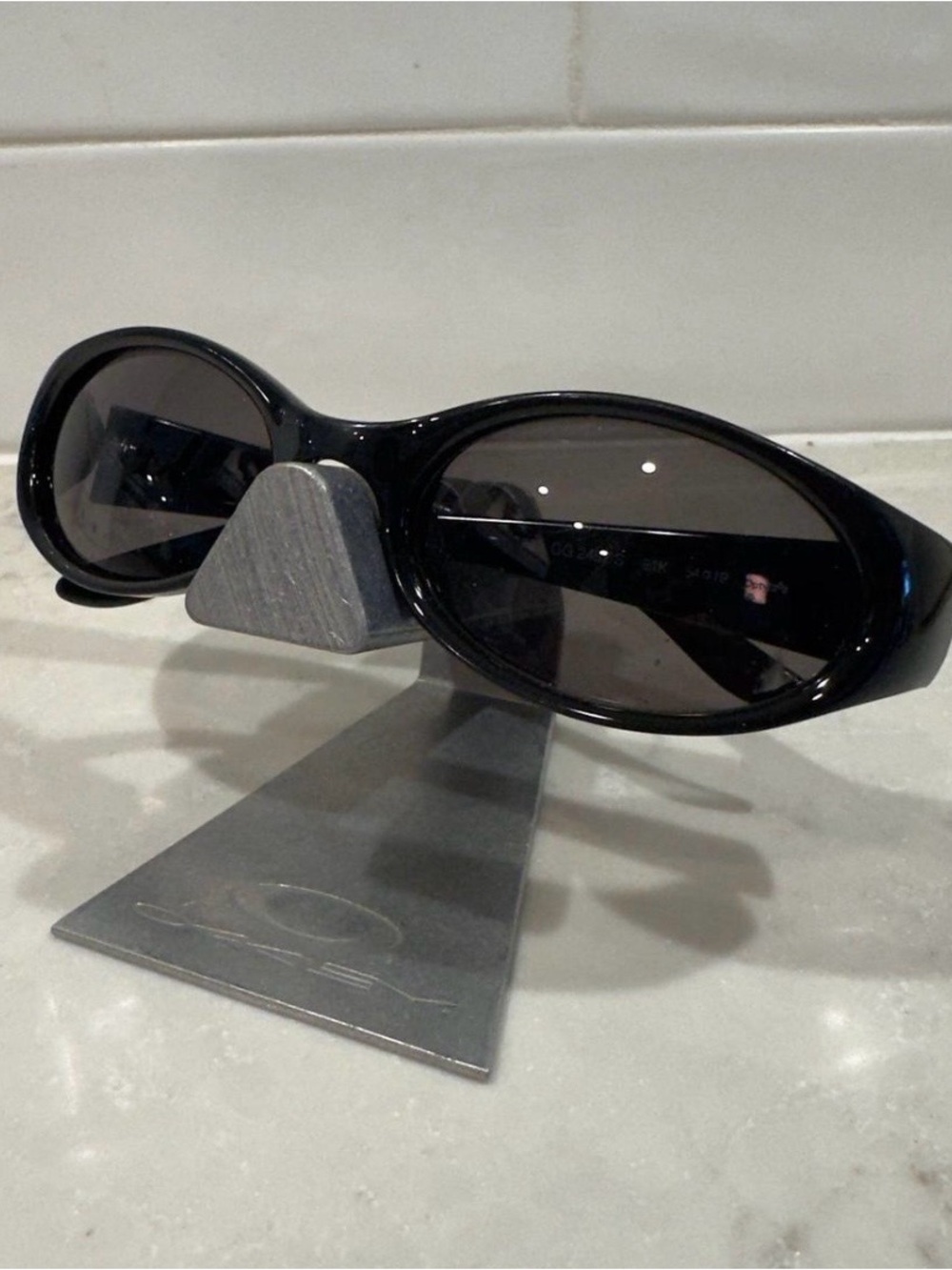 Vintage Gucci GG2457/S E1K Black Oval Sunglasses